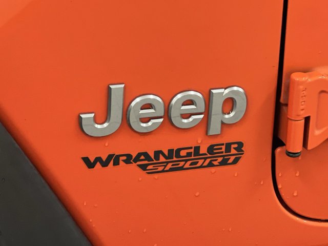 Used 2018 Jeep Wrangler Sport AWD/4WD image 6