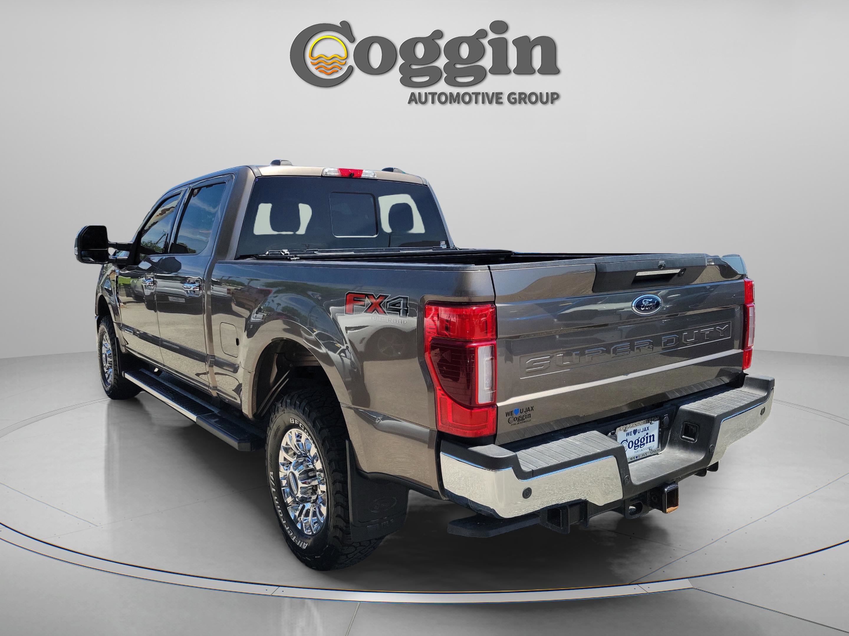 Certified 2022 Ford F350 Lariat w/ Lariat Ultimate Package AWD/4WD image 2