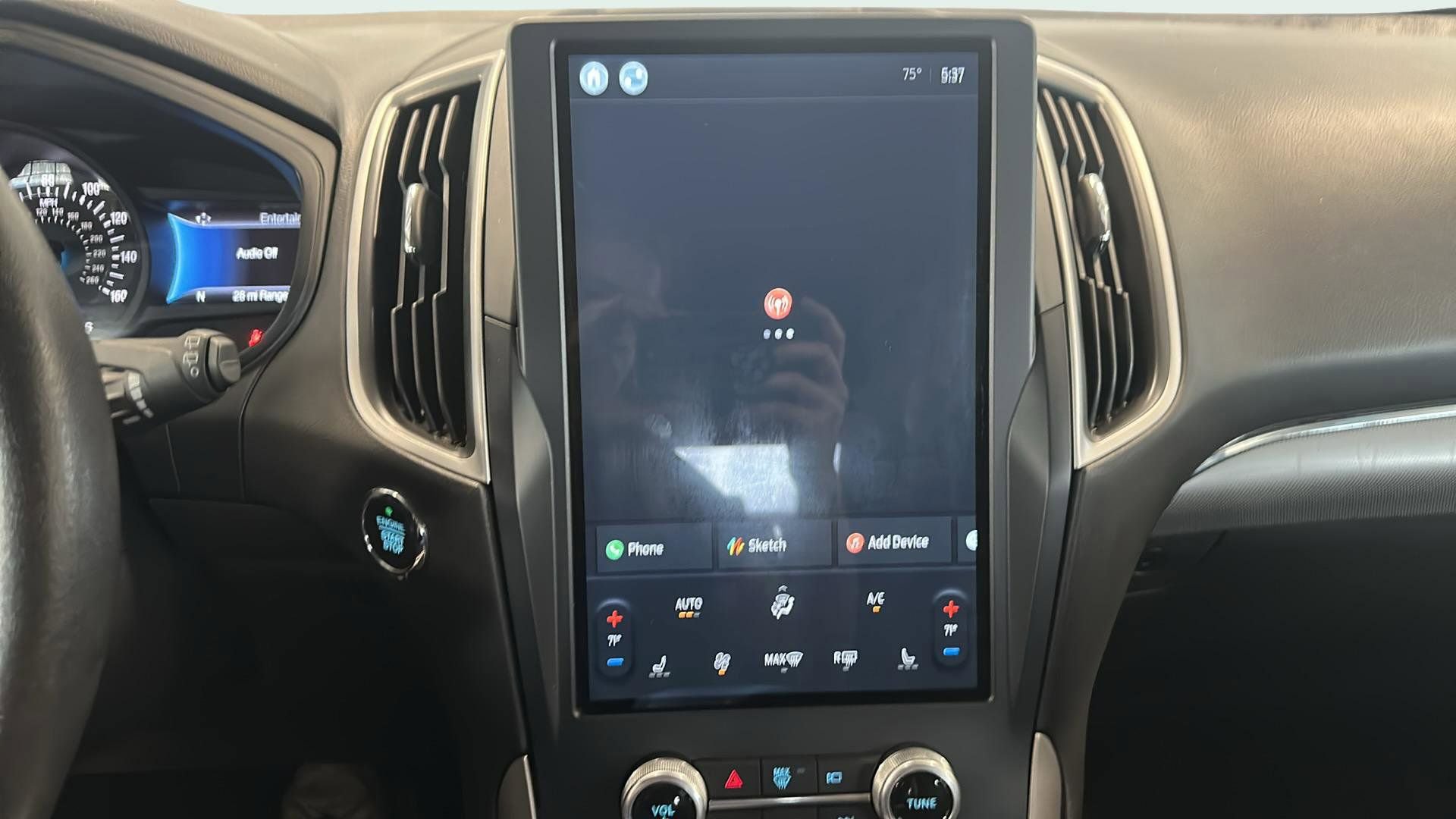 Certified 2022 Ford Edge SEL image 13