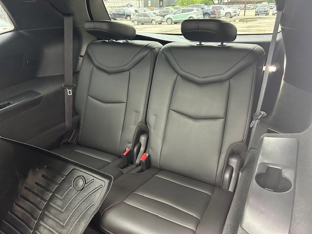 Used 2023 Cadillac XT6 Premium Luxury image 16