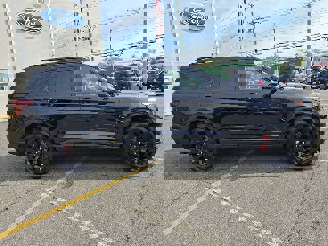 Certified 2023 Ford Explorer ST w/ Equipment Group 401A AWD/4WD image 5