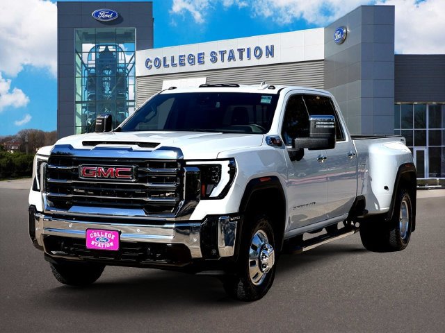 Used 2024 GMC Sierra 3500 SLT w/ SLT Premium Package AWD/4WD image 2