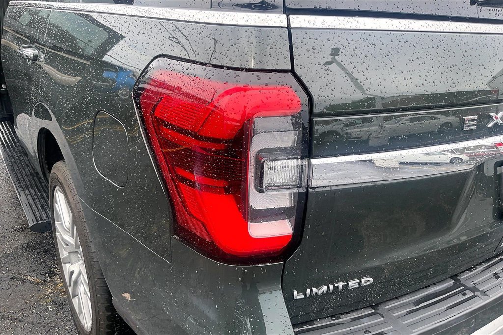 Certified 2023 Ford Expedition Limited AWD/4WD image 30