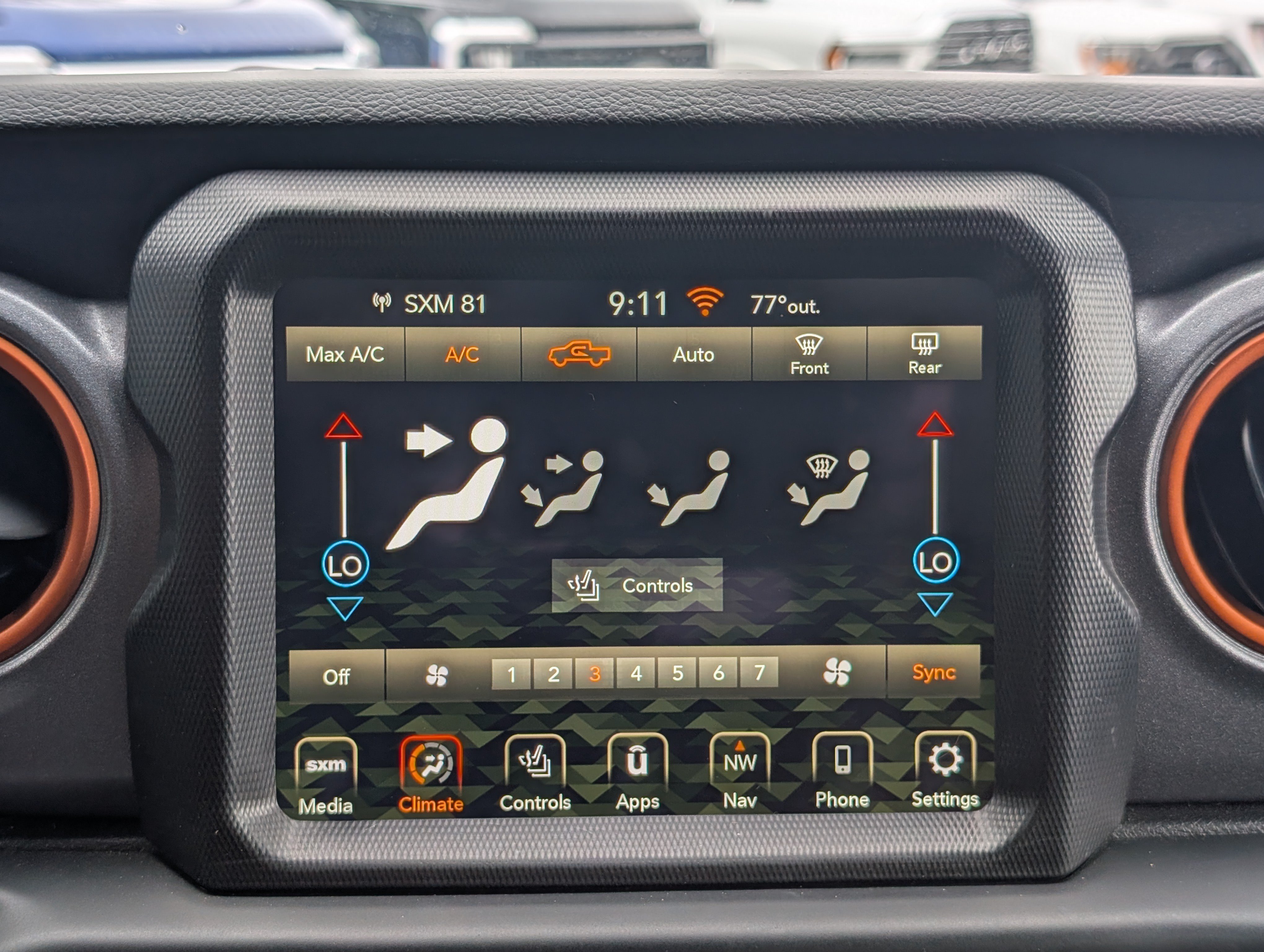 Used 2023 Jeep Gladiator Mojave w/ Cold Weather Group AWD/4WD image 26