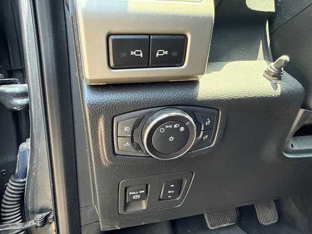 Certified 2019 Ford F150 Lariat w/ Equipment Group 502A Luxury AWD/4WD image 22