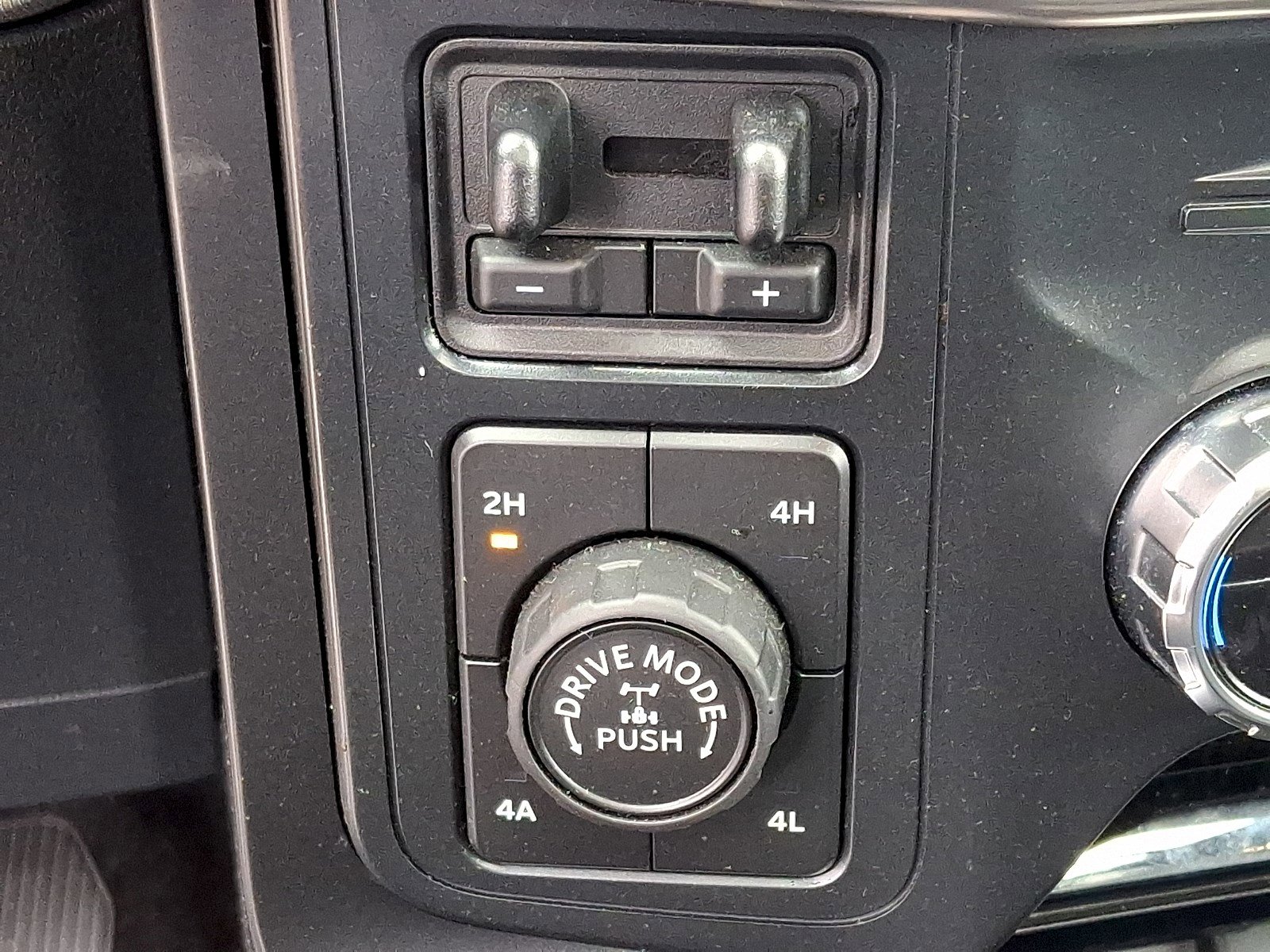 Certified 2022 Ford F150 Raptor w/ Equipment Group 801A High image 22