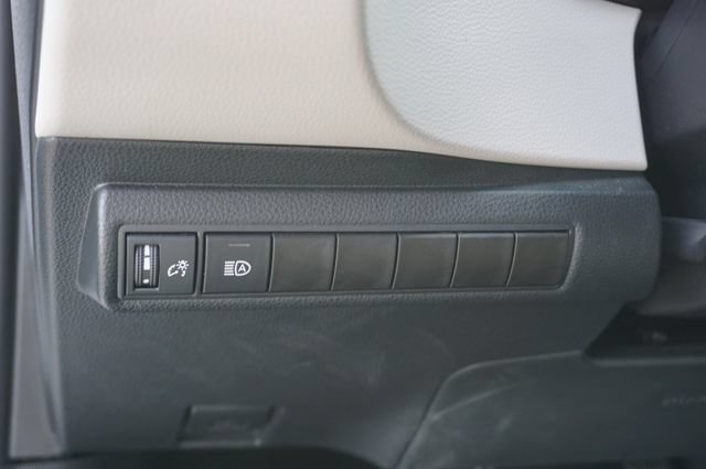 Used 2024 Toyota Corolla LE FWD image 22
