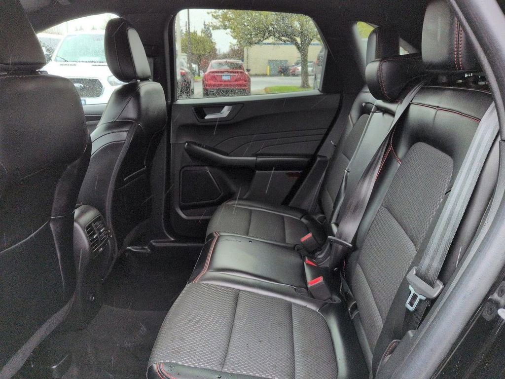 Certified 2024 Ford Escape ST-Line w/ Tech Pack #1 image 24