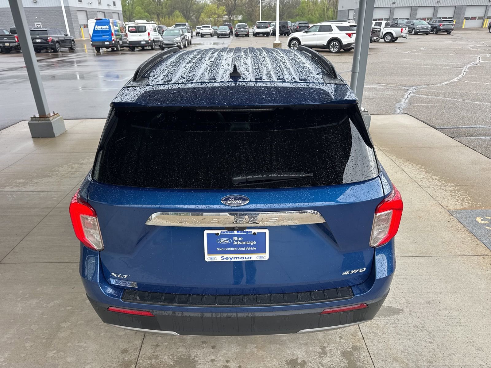 Certified 2023 Ford Explorer XLT w/ Equipment Group 202A AWD/4WD image 4