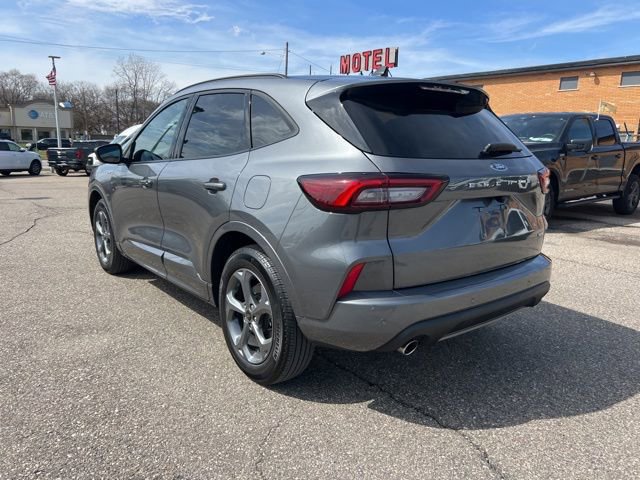 Certified 2024 Ford Escape ST-Line w/ Tech Pack #1 image 4