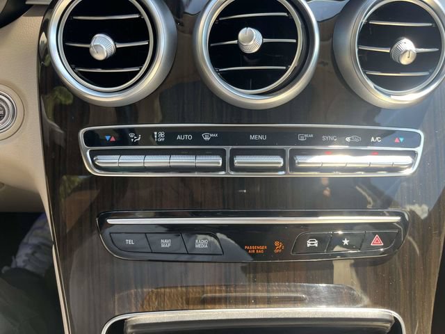 Used 2022 Mercedes-Benz GLC 300 image 28