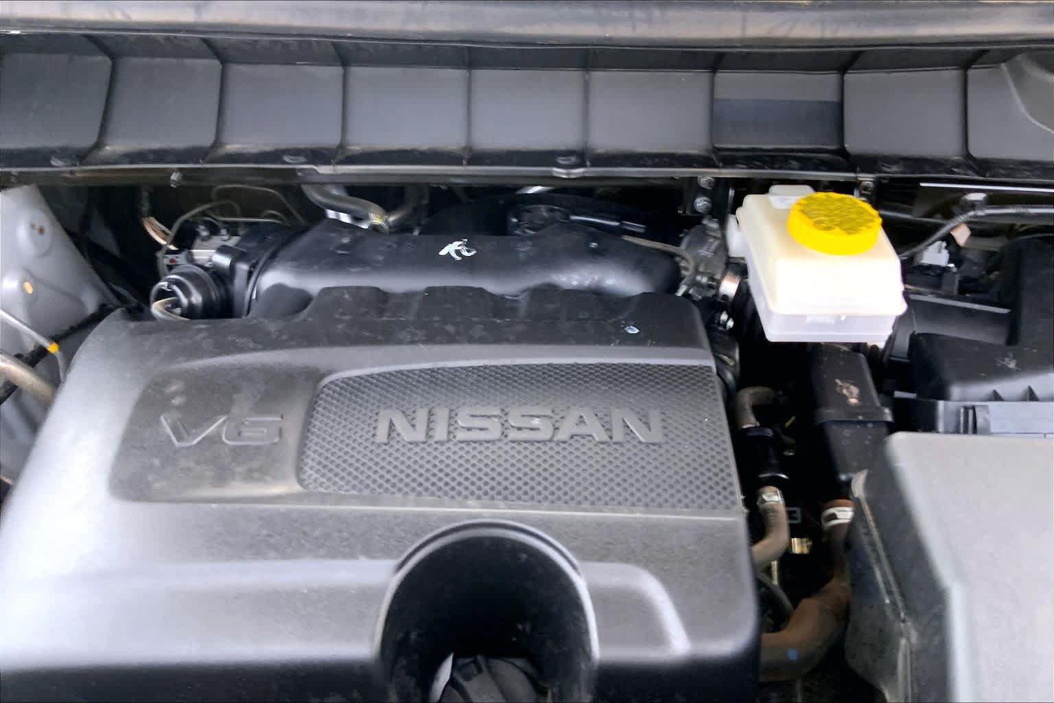 Used 2024 Nissan Pathfinder Platinum FWD image 31
