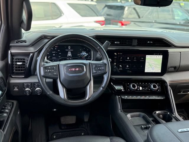 Used 2025 GMC Sierra 3500 AT4 w/ AT4 Premium Plus Package AWD/4WD image 8