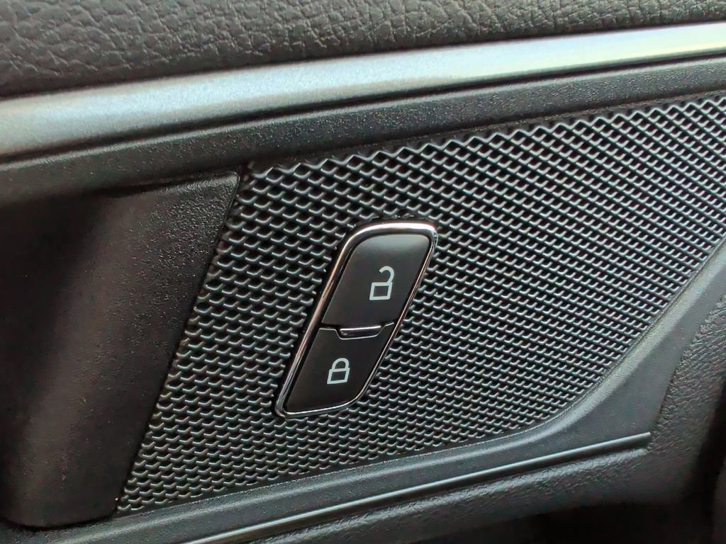 Certified 2024 Ford Edge SE AWD/4WD image 29