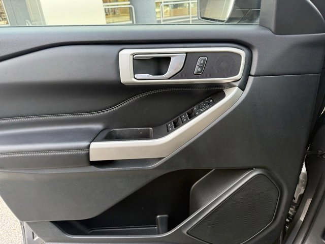 Certified 2023 Ford Explorer XLT image 31