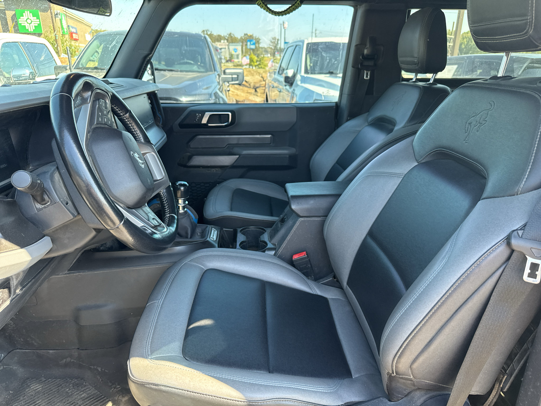 Certified 2022 Ford Bronco Black Diamond w/ Sasquatch Package AWD/4WD image 12