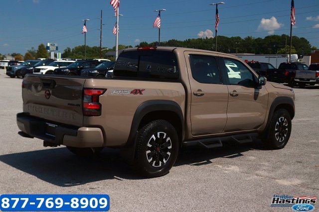 Used 2023 Nissan Frontier PRO-4X w/ Tow Package AWD/4WD image 5