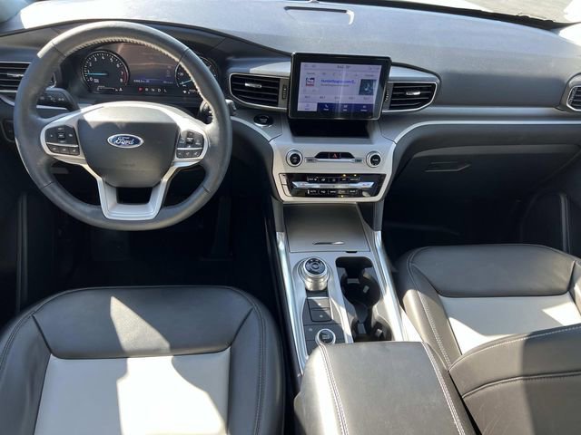 Certified 2024 Ford Explorer XLT w/ Equipment Group 202A AWD/4WD image 15