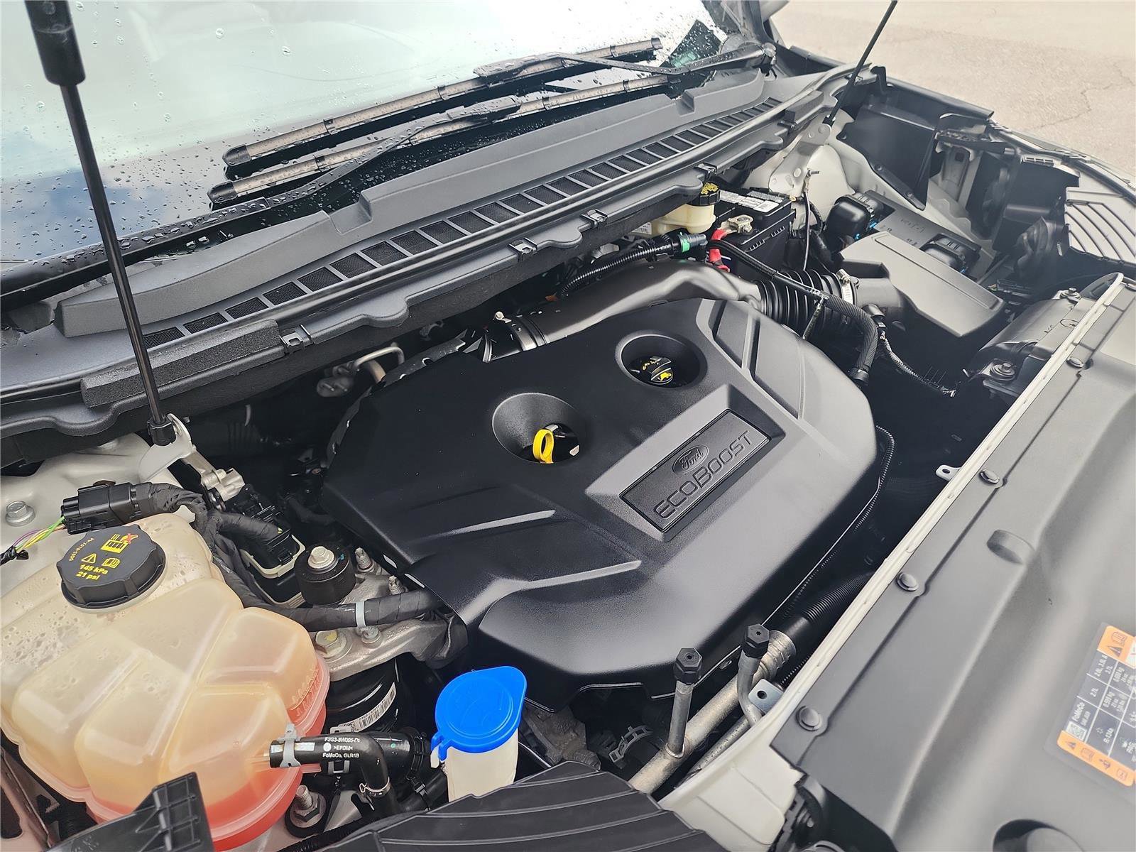 Certified 2017 Ford Edge SEL w/ Equipment Group 201A image 12