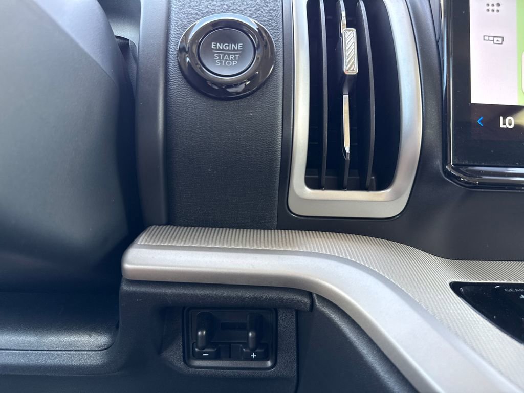 Certified 2025 Ford Expedition Max Active image 24