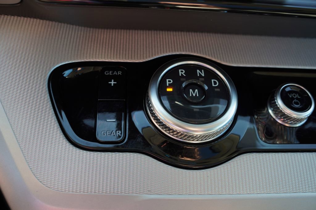 Certified 2025 Ford Expedition Active AWD/4WD image 36