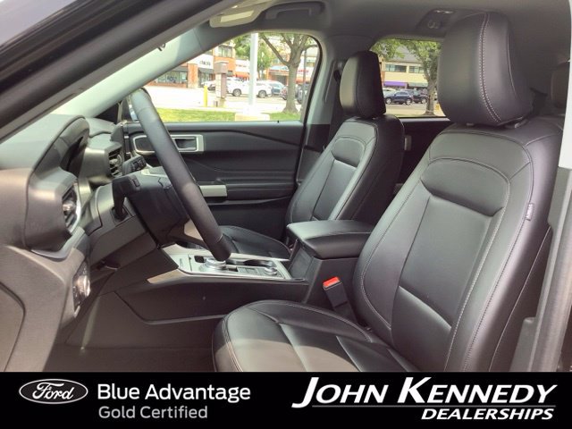 Certified 2023 Ford Explorer XLT w/ Equipment Group 202A AWD/4WD image 11
