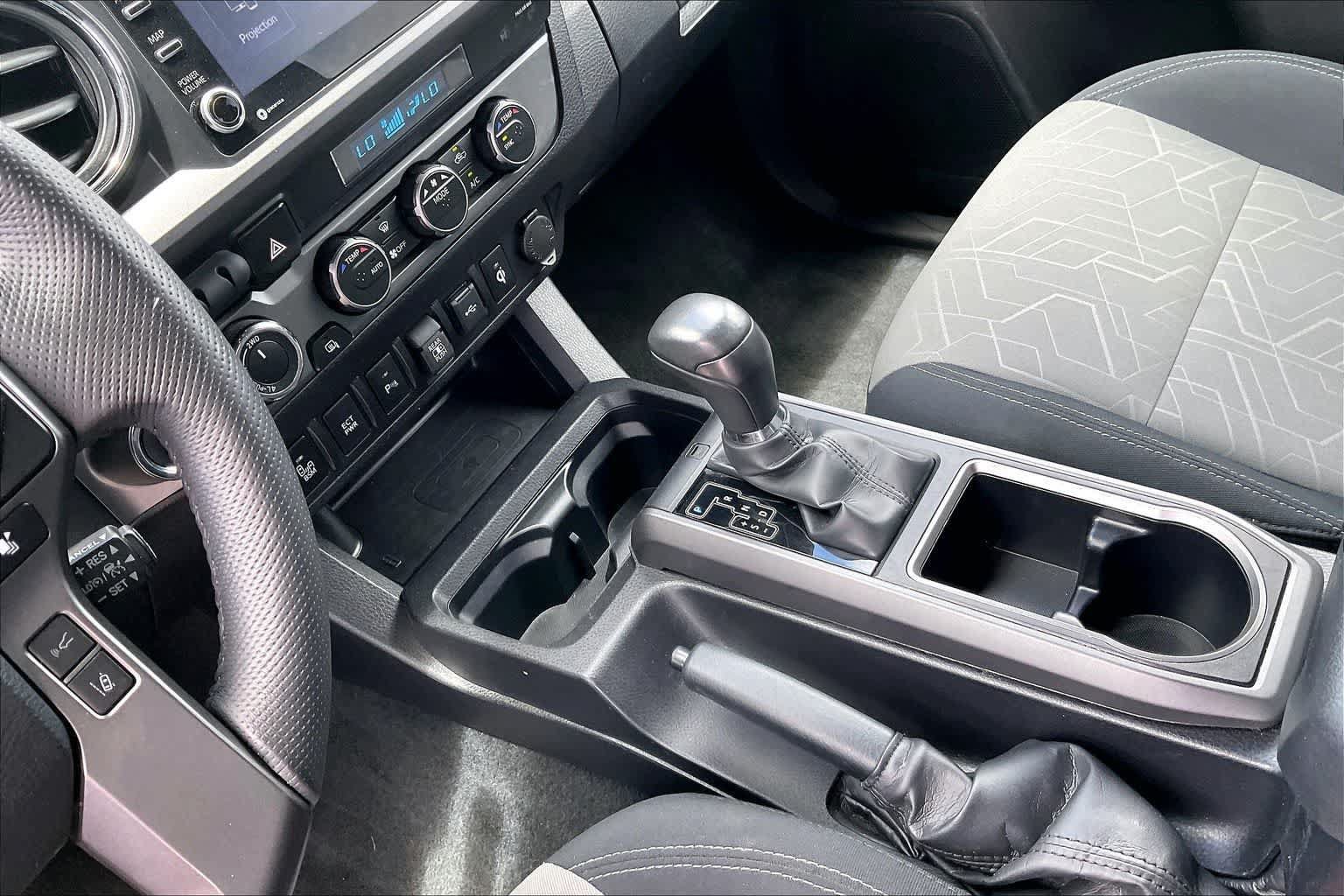 Used 2023 Toyota Tacoma TRD Sport AWD/4WD image 16