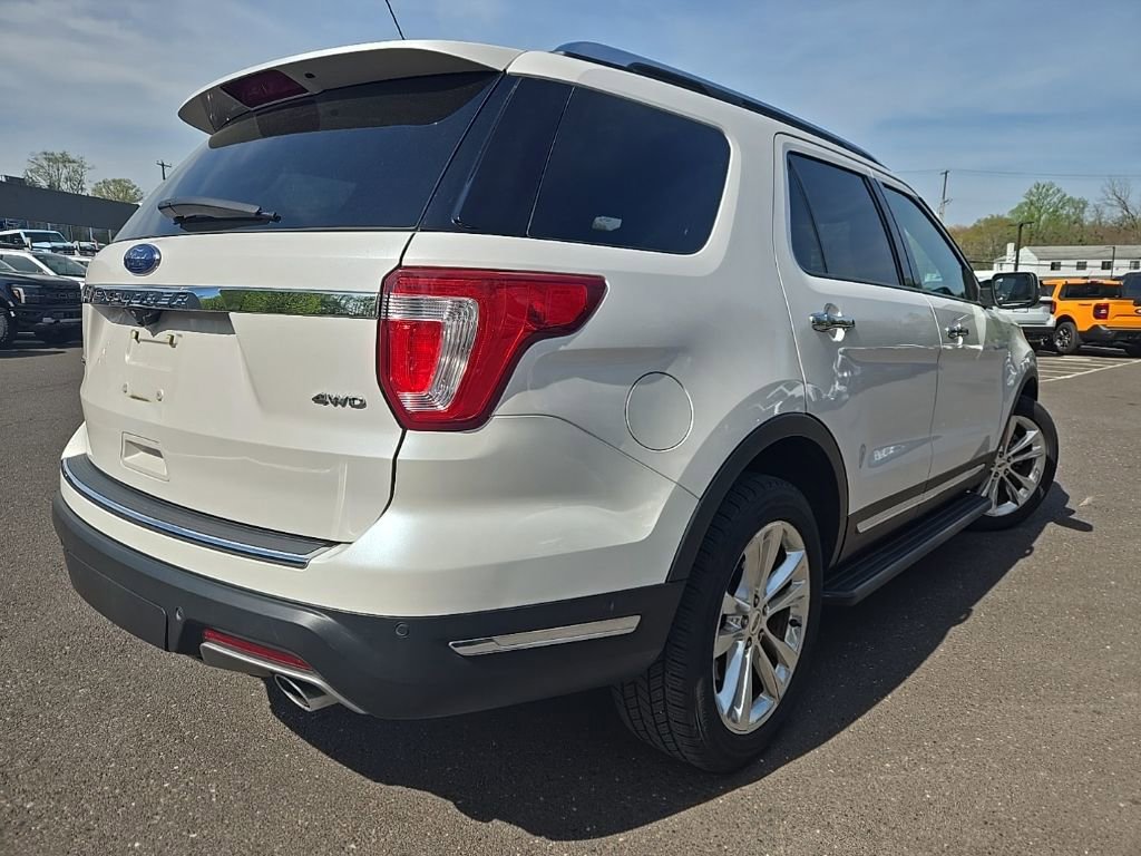 Certified 2019 Ford Explorer Limited w/ Ford Safe & Smart Package AWD/4WD image 6
