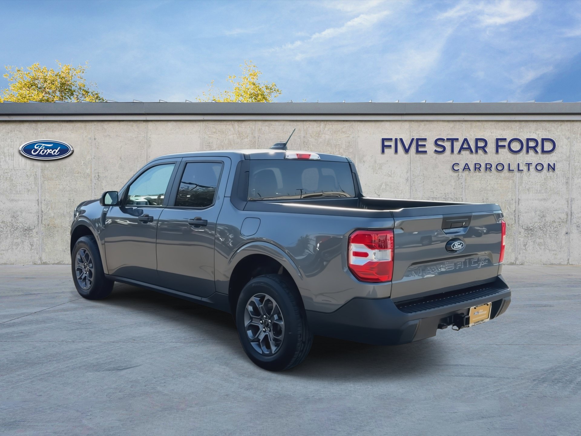 Certified 2025 Ford Maverick XLT w/ Equipment Group 302A AWD/4WD image 6