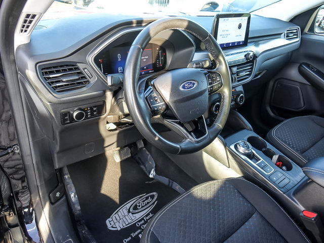 Certified 2023 Ford Escape Active AWD/4WD image 9