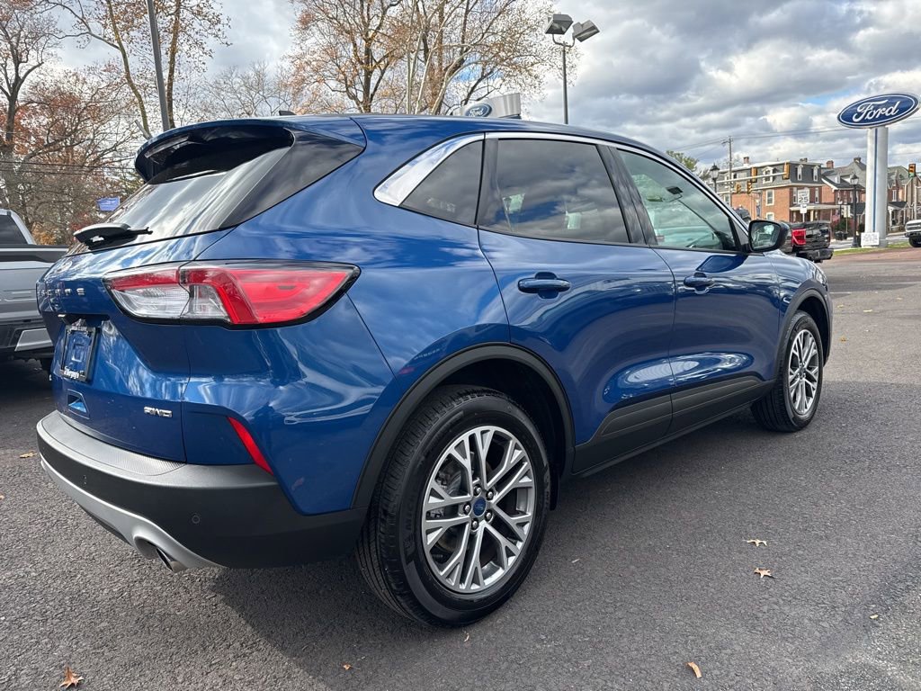 Certified 2022 Ford Escape SEL w/ Technology Package image 4