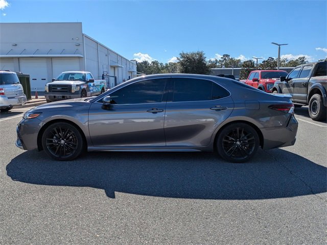 Used 2021 Toyota Camry XSE image 2