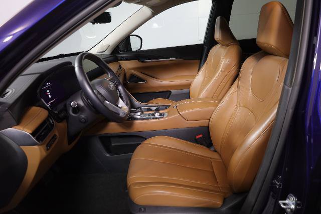 Used 2023 INFINITI QX60 Sensory w/ Vision Package AWD/4WD image 7