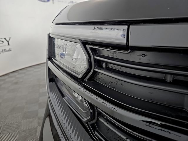 Certified 2025 Ford Expedition Active image 10