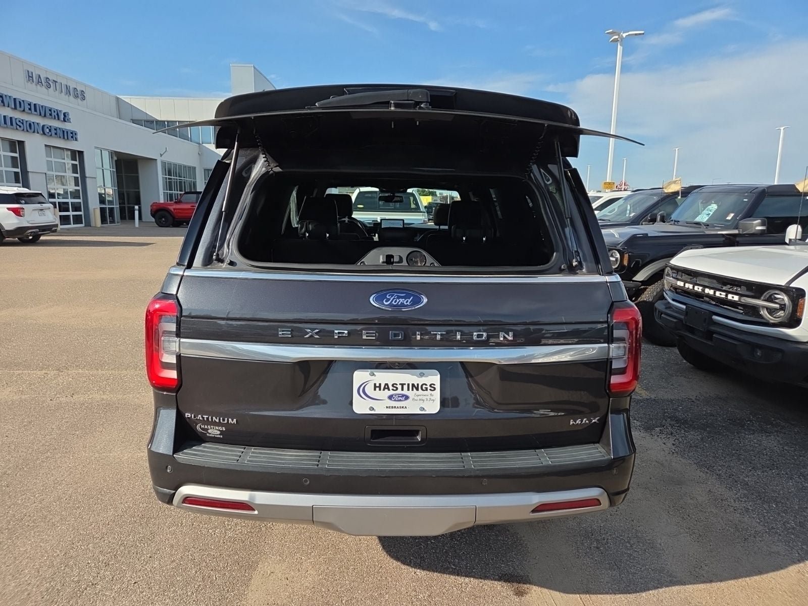Certified 2023 Ford Expedition Max Platinum AWD/4WD image 12