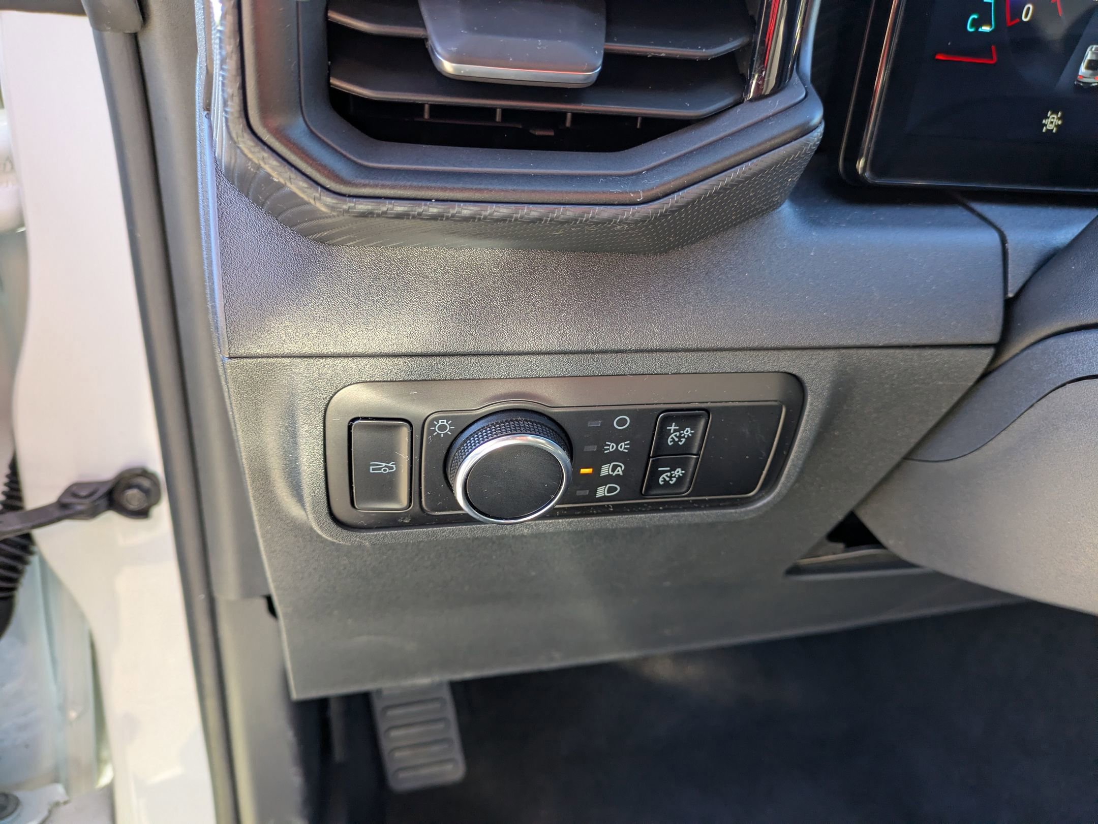 Certified 2025 Ford Mustang Coupe image 18