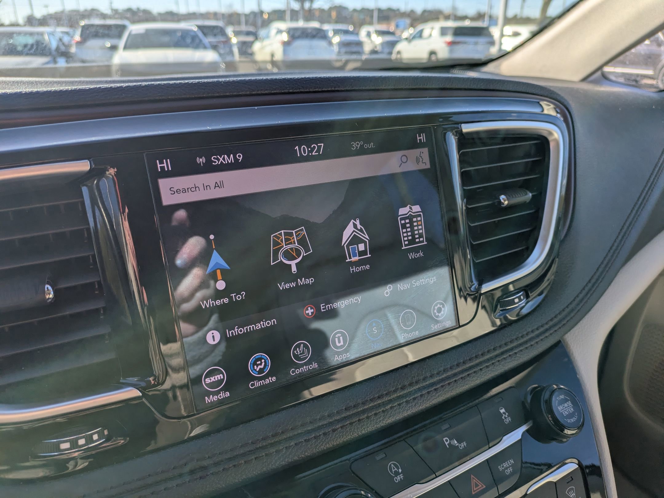 Used 2020 Chrysler Pacifica Limited image 25