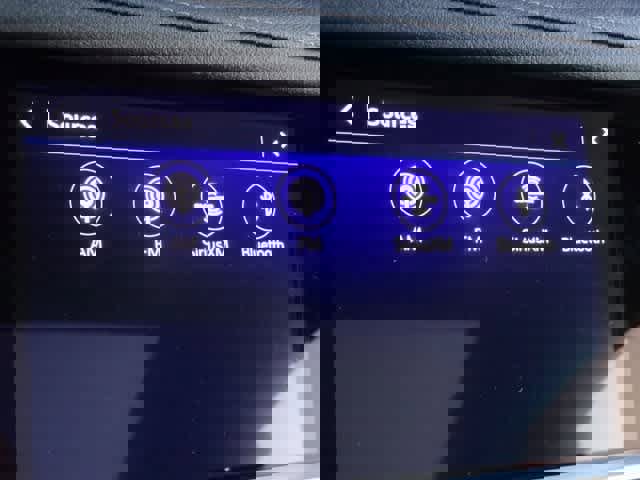 Used 2023 Cadillac XT5 Premium Luxury image 28