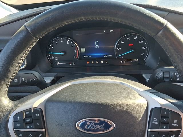 Certified 2022 Ford Explorer XLT w/ Equipment Group 202A AWD/4WD image 19
