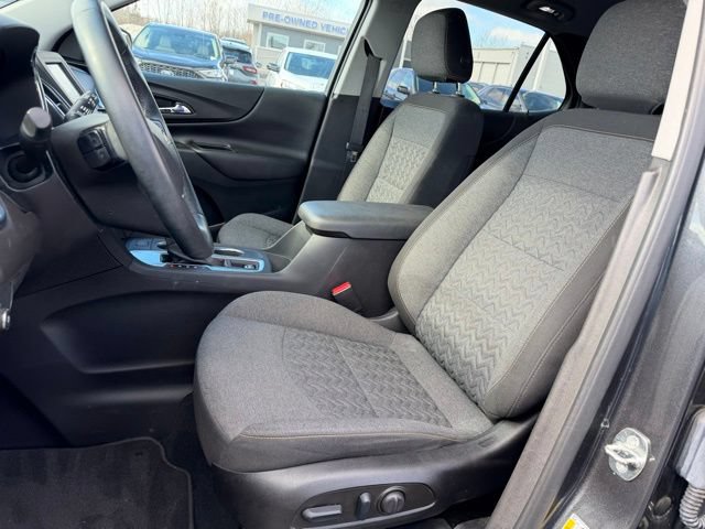 Used 2023 Chevrolet Equinox LT FWD image 10