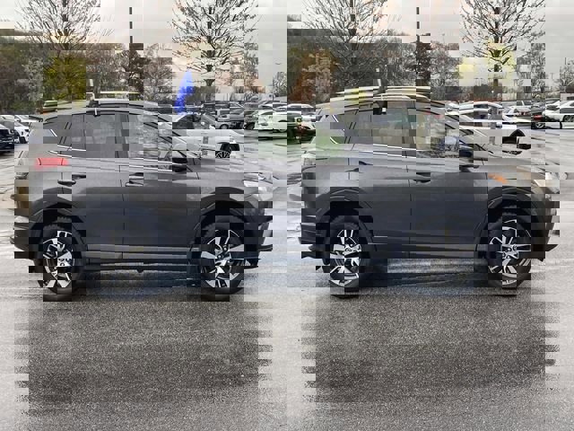 Used 2018 Toyota RAV4 XLE video 2