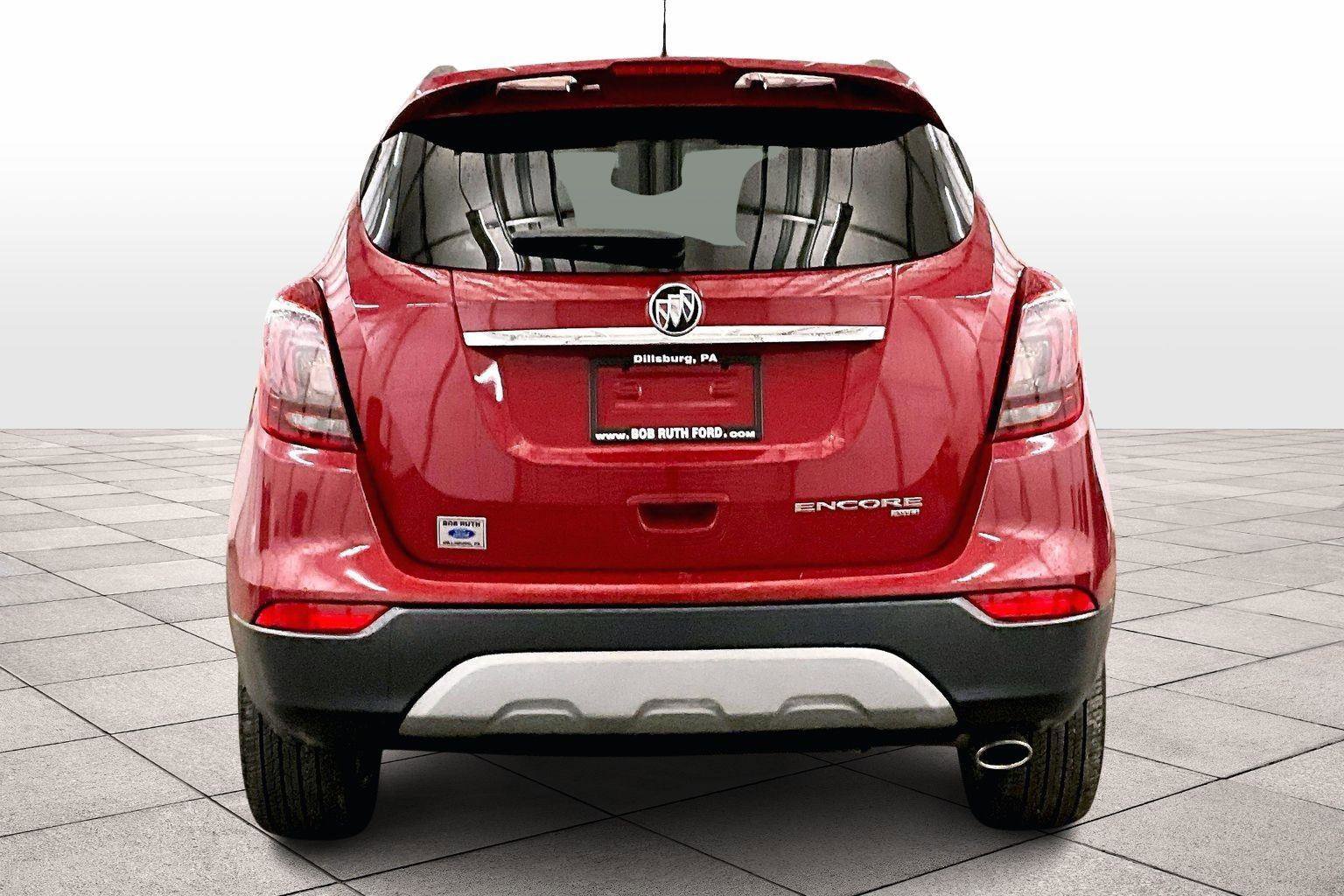 Used 2019 Buick Encore Sport Touring image 4