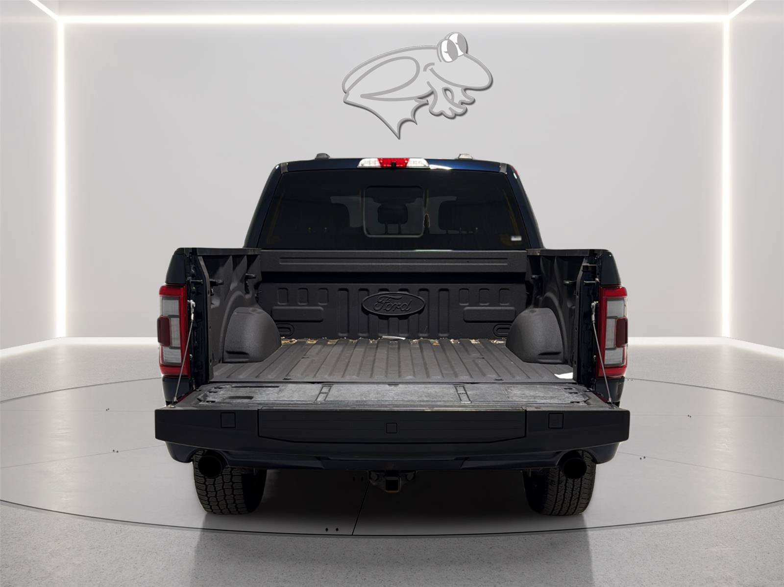 Certified 2023 Ford F150 Platinum w/ Equipment Group 701A High AWD/4WD image 9
