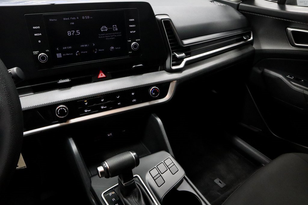 Used 2024 Kia Sportage LX image 30