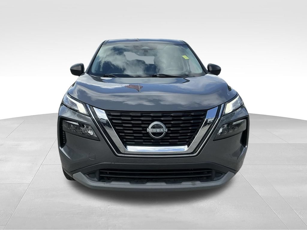 Used 2023 Nissan Rogue S AWD/4WD image 9