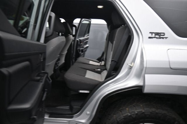 Used 2025 Toyota 4Runner TRD Sport AWD/4WD image 18