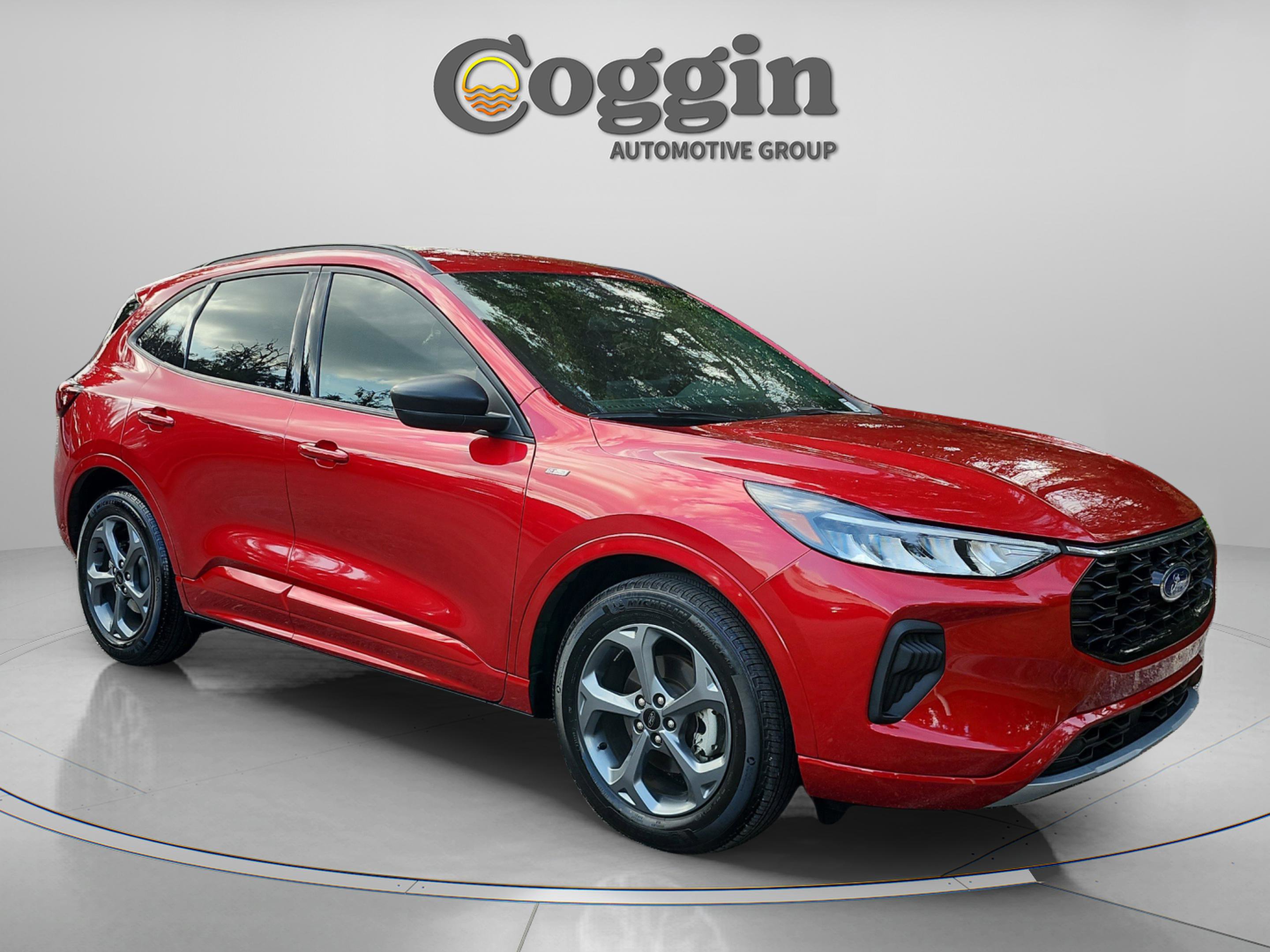 Certified 2024 Ford Escape ST-Line w/ Tech Pack #1 image 7