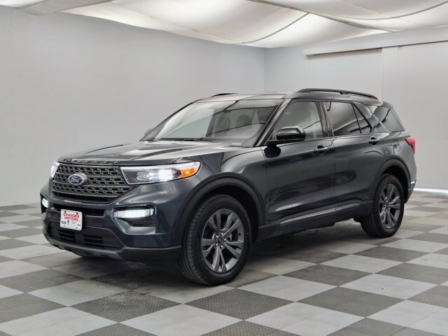 Certified 2024 Ford Explorer XLT w/ Equipment Group 202A AWD/4WD image 7