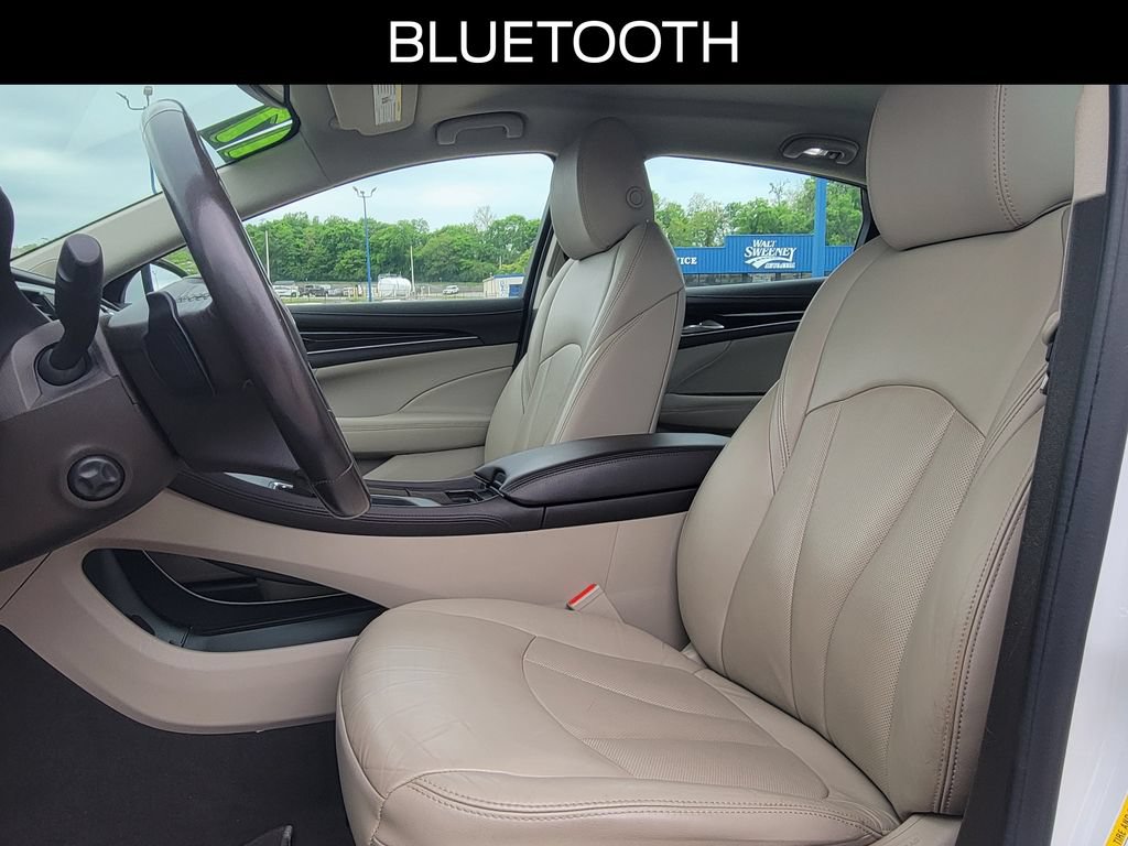 Used 2017 Buick LaCrosse Essence w/ Sights and Sounds Package FWD image 15