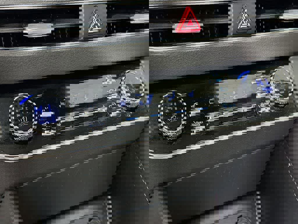 Used 2021 Hyundai Sonata SEL image 19